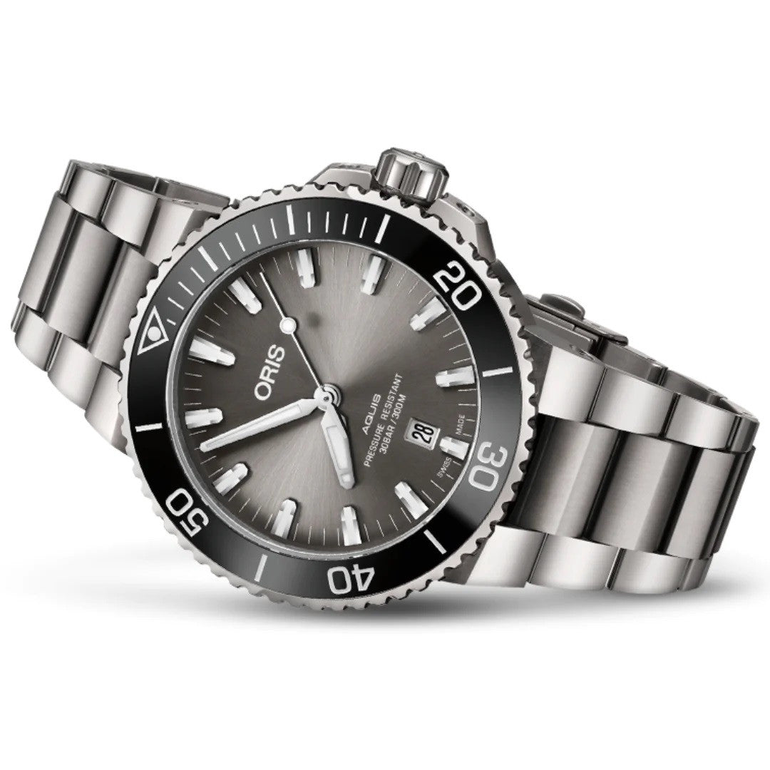 oris watch aquis titanium date 01 733 7730 7153-07 8 24 15peb