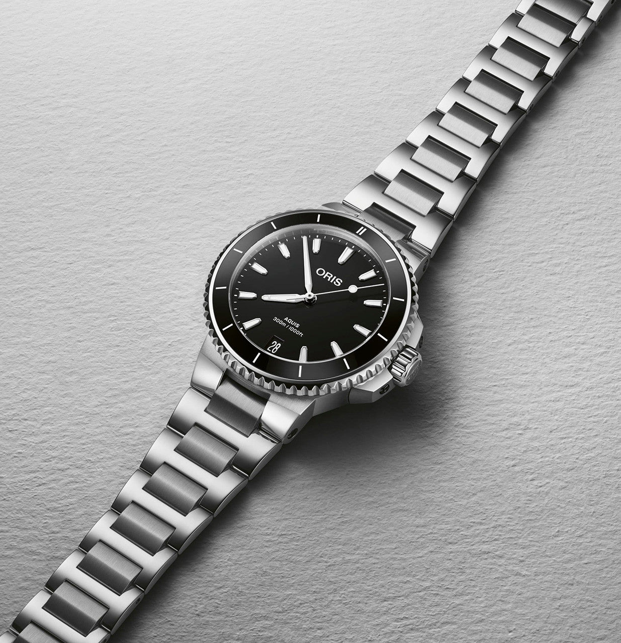 Oris Aquis 36.5mm 01 733 7792 4154 - 07 8 19 05P - Starbuy Australia