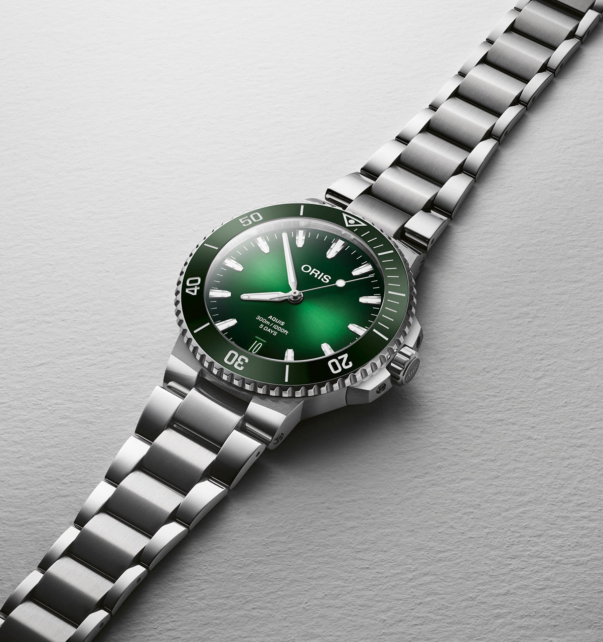 Oris Aquis 400 43.5mm 01 400 7790 4157 - 07 8 23 02PEB - Starbuy Australia
