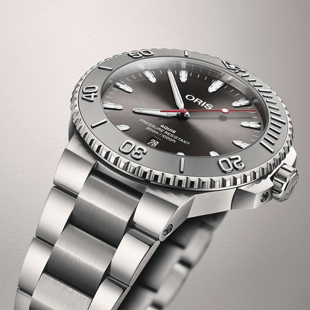 Oris Aquis 43.5mm 01 733 7789 4153 - 07 8 23 04PEB - Starbuy Australia