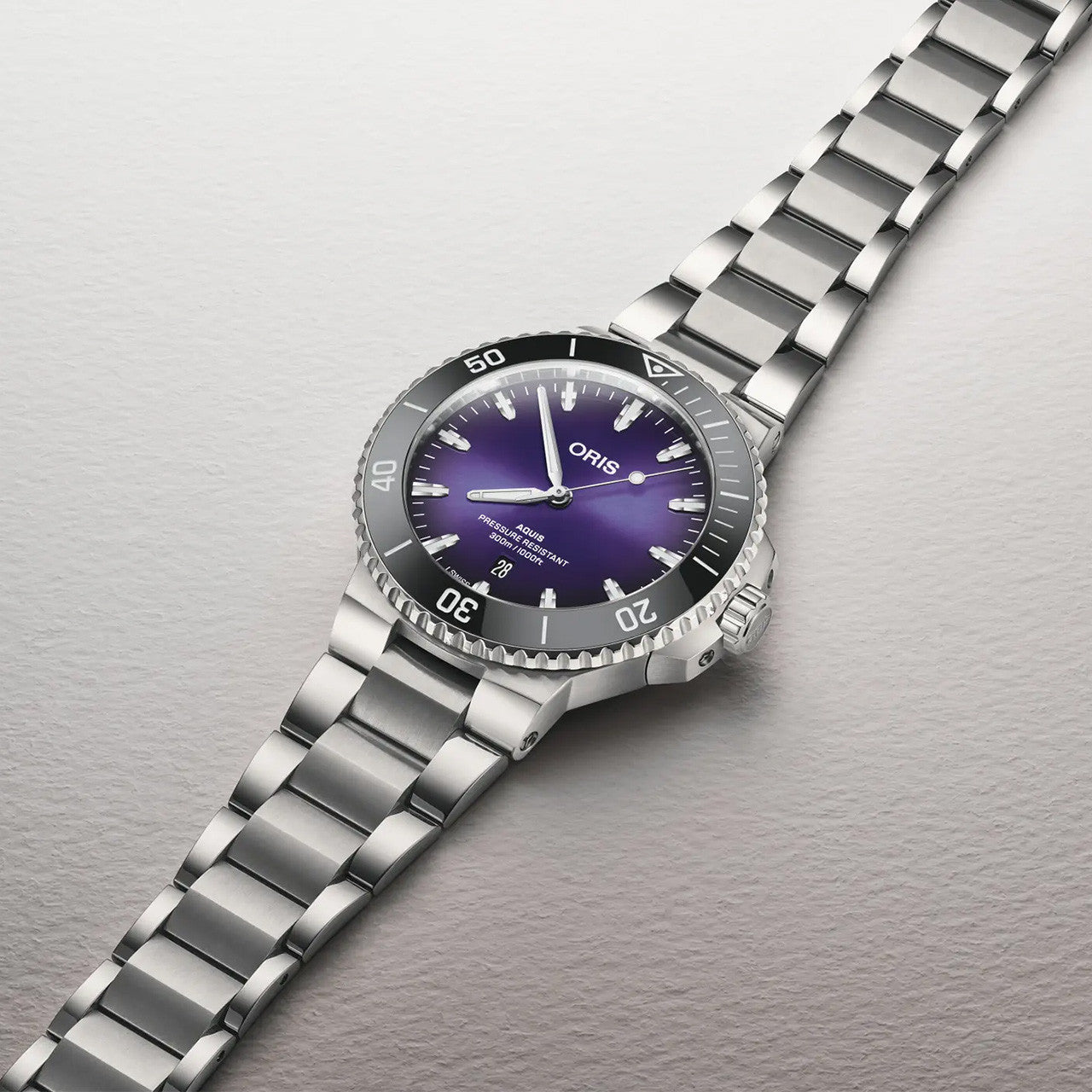 Oris Aquis 43.5mm 01 733 7789 4158 - 07 8 23 04PEB - Starbuy Australia