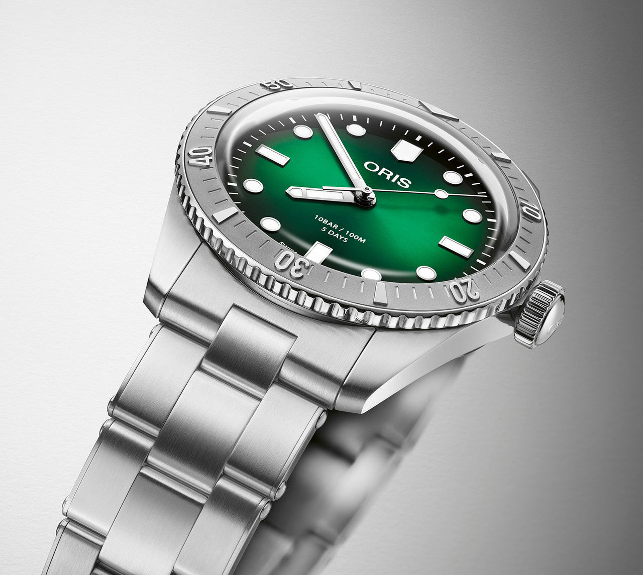 Oris Divers 65 38mm 01 400 7774 4057 - 07 8 19 18 - Starbuy Australia