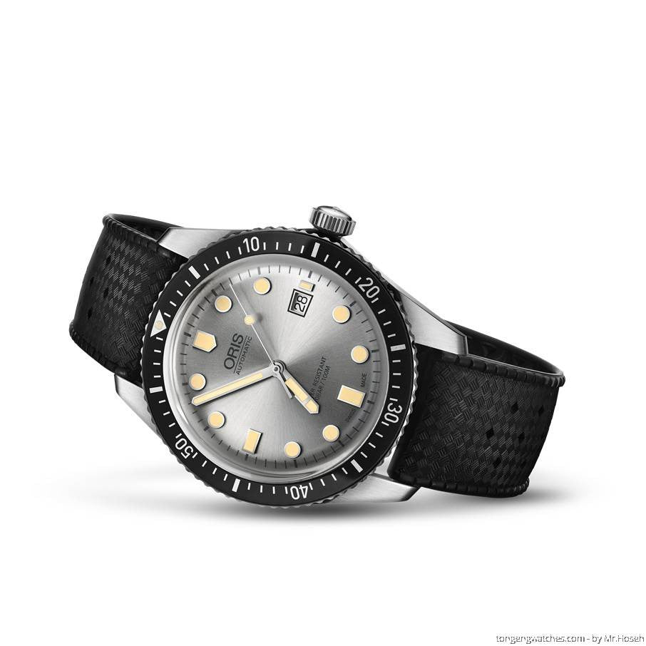 Oris Divers 65 42mm 01 733 7720 4051 - 07 8 21 18 - Starbuy Australia