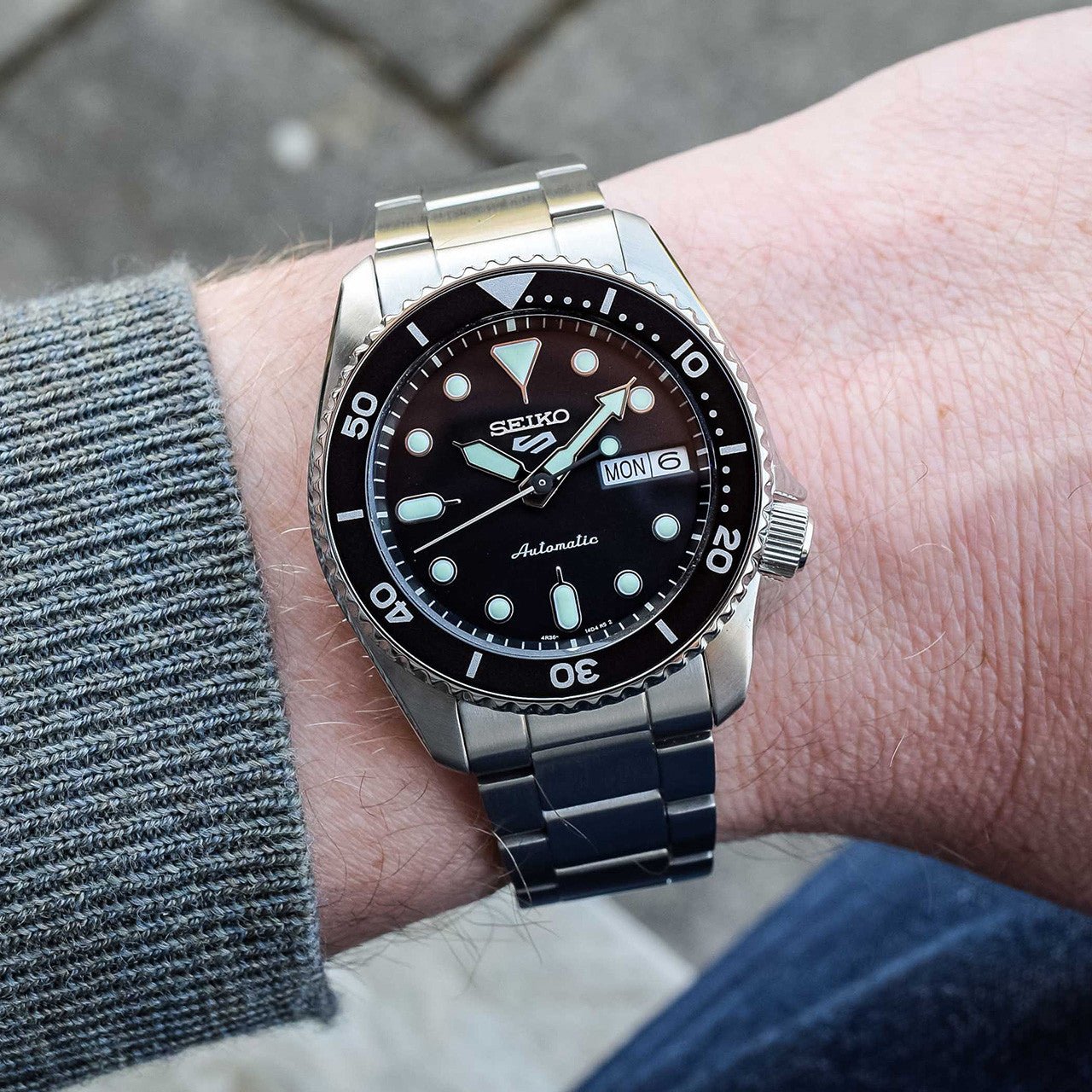 Seiko 5 Sports 38mm SRPK29K - Starbuy Australia