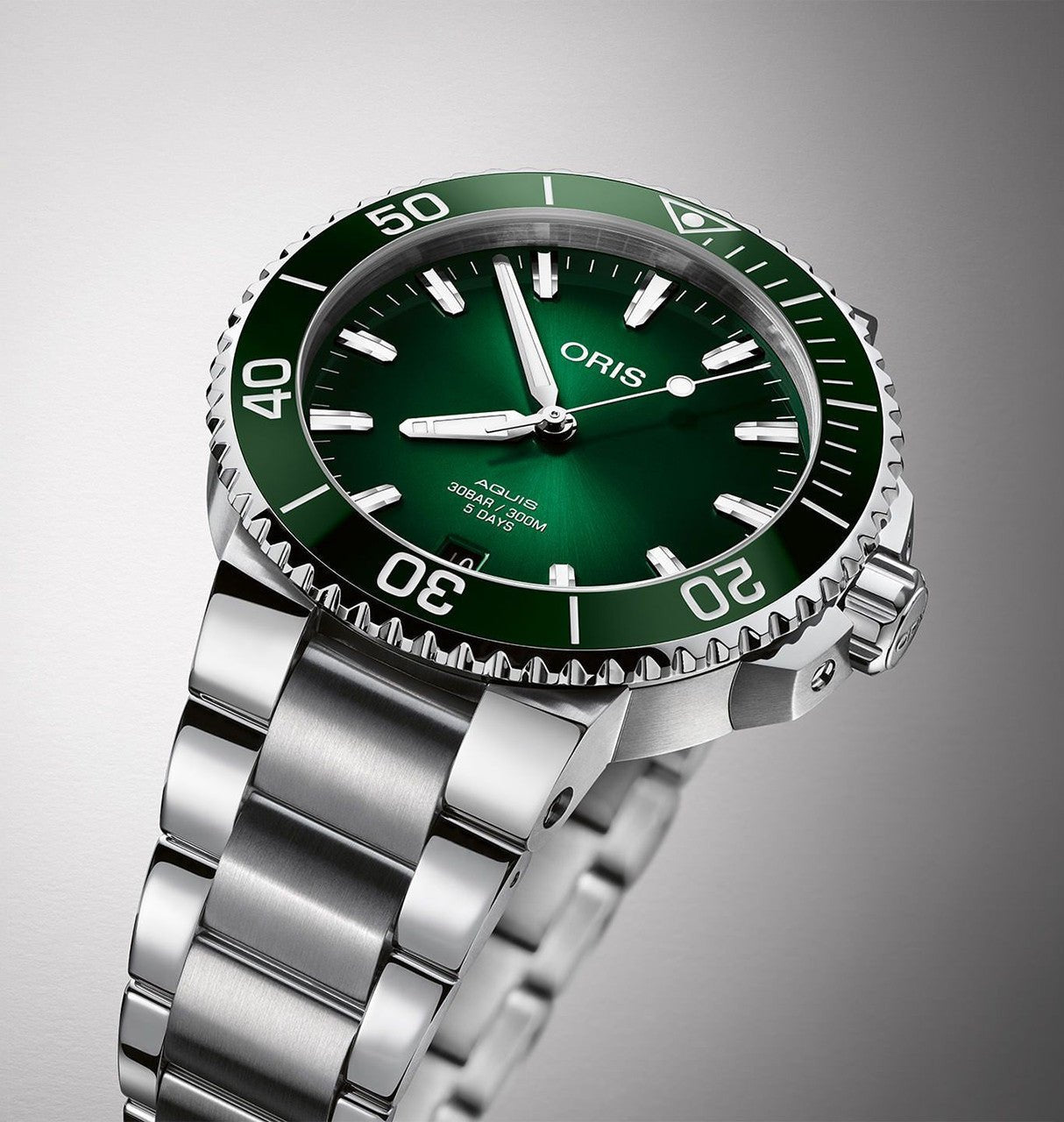 Oris Aquis 400 41.5mm 01 400 7769 4157 - 07 8 22 09PEB - Starbuy Australia