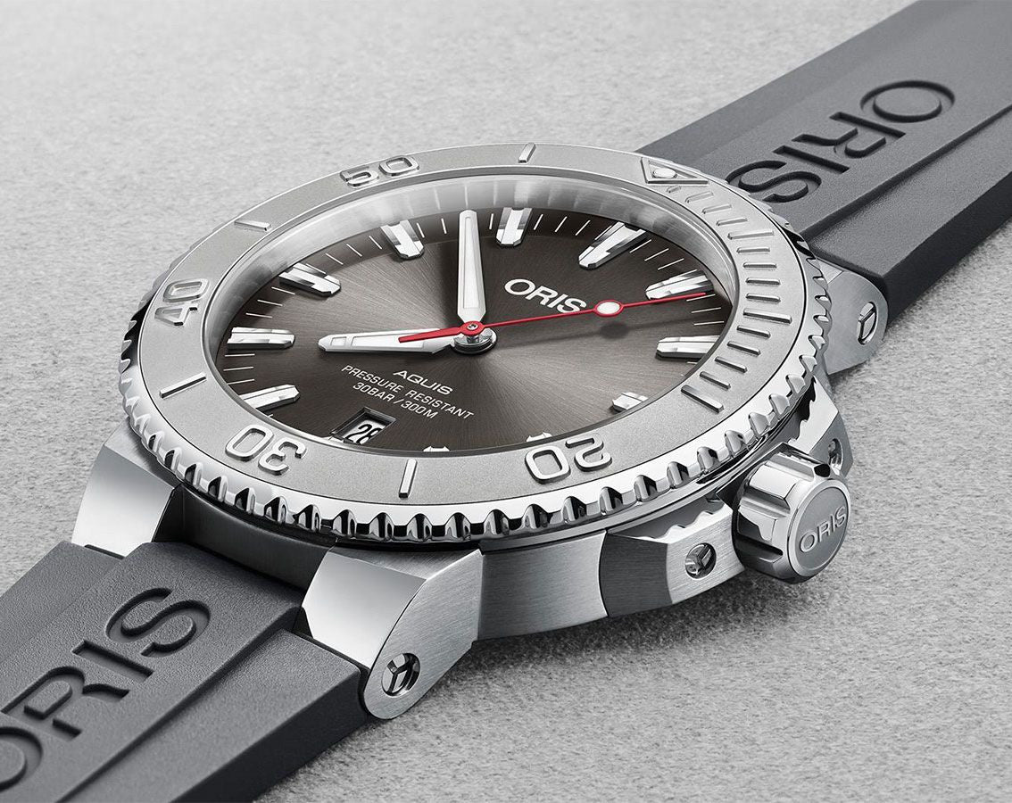 Oris Aquis 43.5mm 01 733 7730 4153 - 07 4 24 63EB - Starbuy Australia