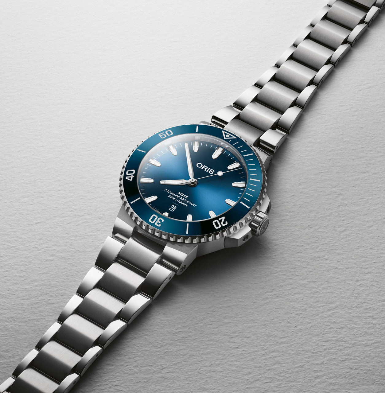 Oris Aquis 43.5mm 01 733 7789 4135 - 07 8 23 04PEB - Starbuy Australia