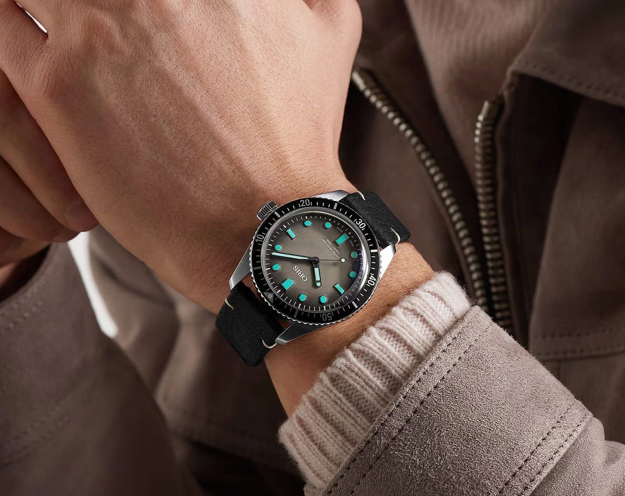 Oris Divers 65 40mm 01 733 7707 4053 - 07 5 20 89 - Starbuy Australia