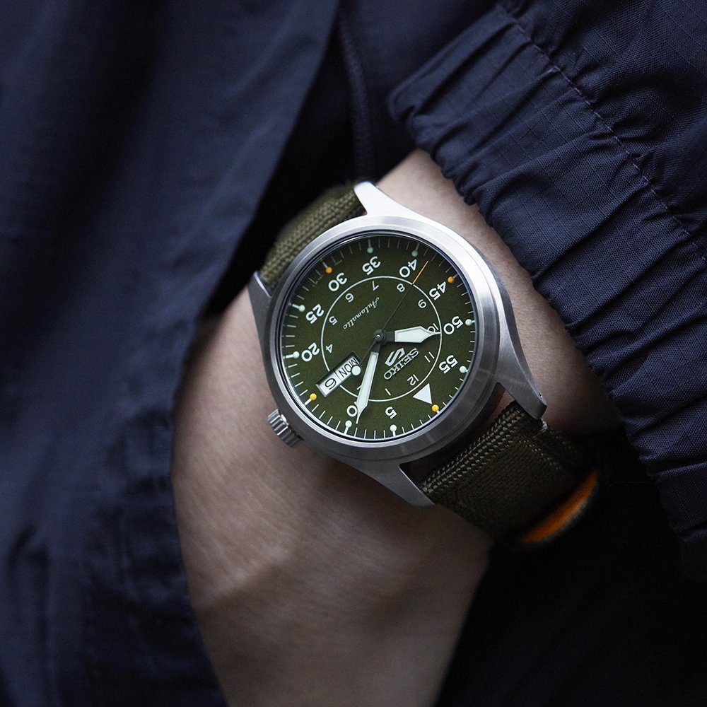Seiko 5 Sports 39.5mm SRPH29K - Starbuy Australia
